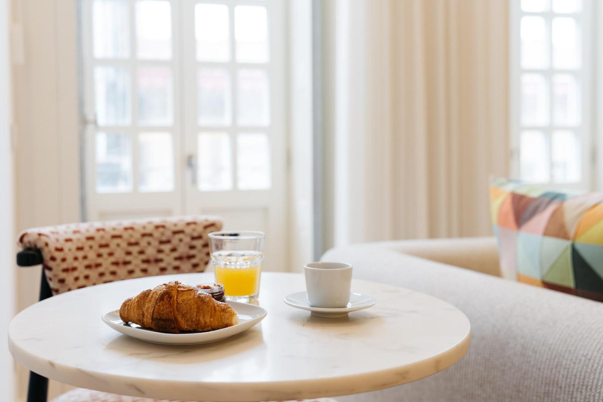 Feel Porto Clerigos Charm Flats Apartment ห้อง รูปภาพ