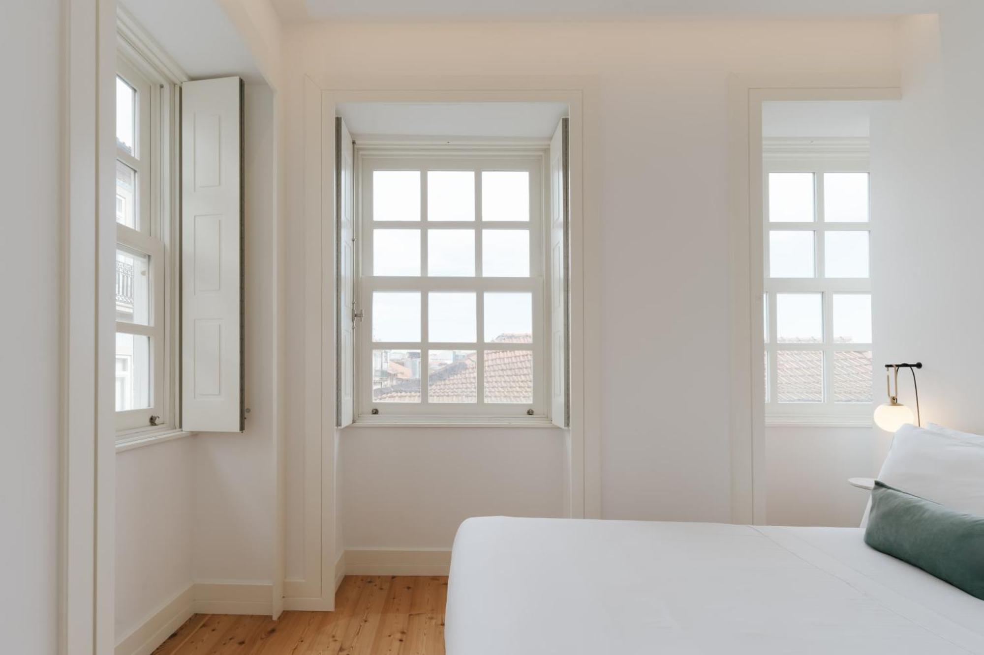 Feel Porto Clerigos Charm Flats Apartment ภายนอก รูปภาพ